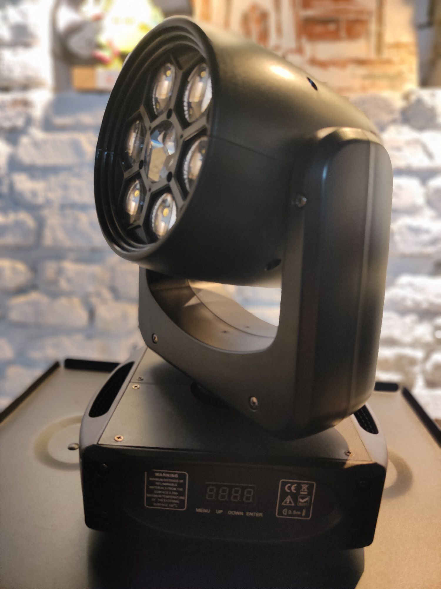 Ruchoma głowa(głowica LED) spot.150W  Be Eyes 6x25  1x75W..Jak nowe,
