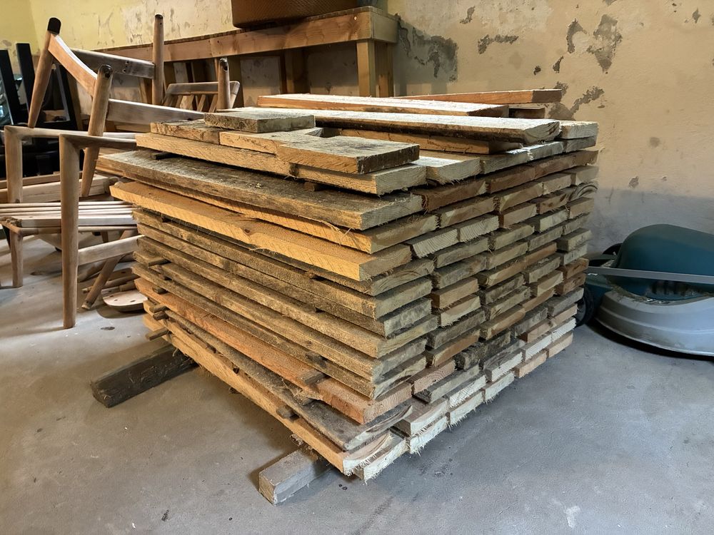Deski 2,5x13x88cm i legary 4x5x310cm