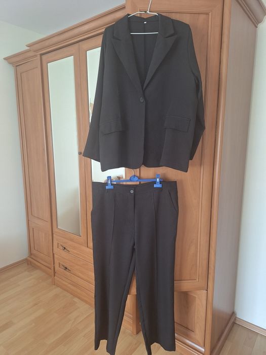 Komplet marynarka I spodnie XXL