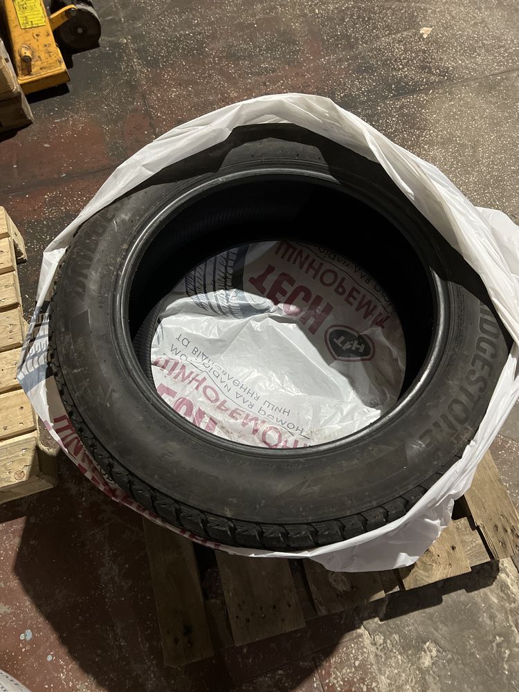Продам 2 ската brizzak dm v3