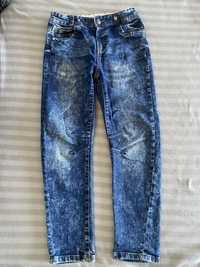 Spodnie jeansowe chłopięce 122 jak nowe