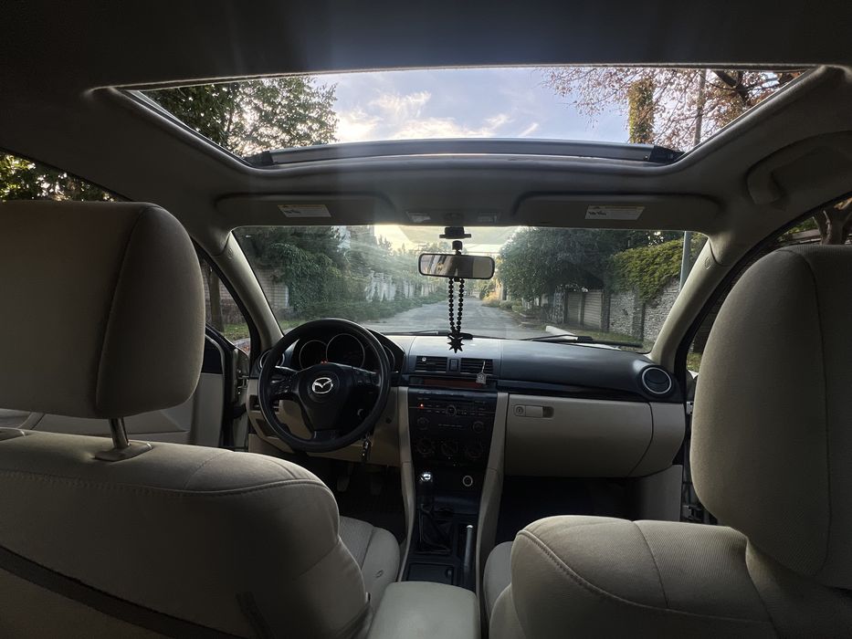 Продам Mazda 3. 2.0