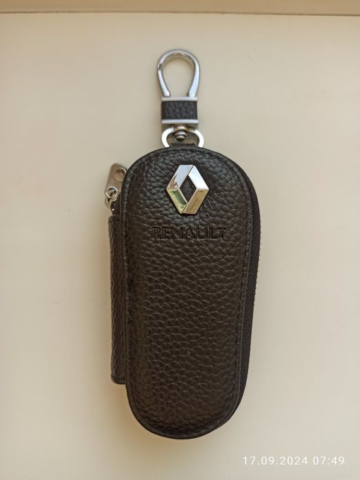 Автомобильная ключница с логотипом Renault
