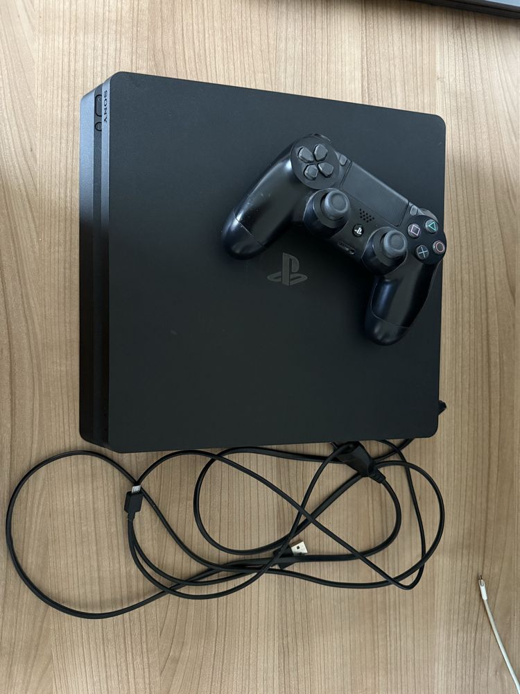 Sprzedam PlayStation 4