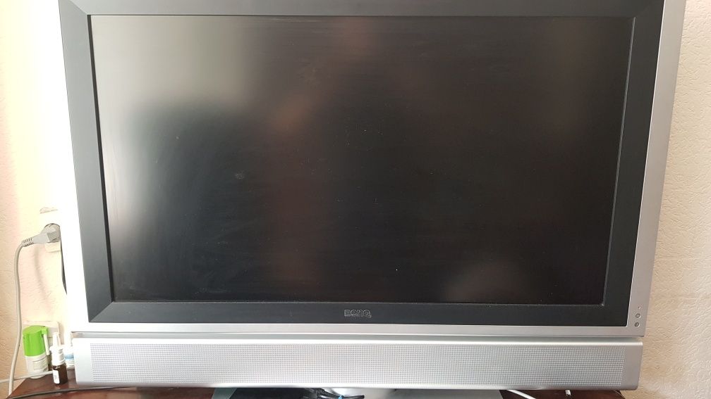 BenQ VL 3735. LCD 37" (95см) FullHD