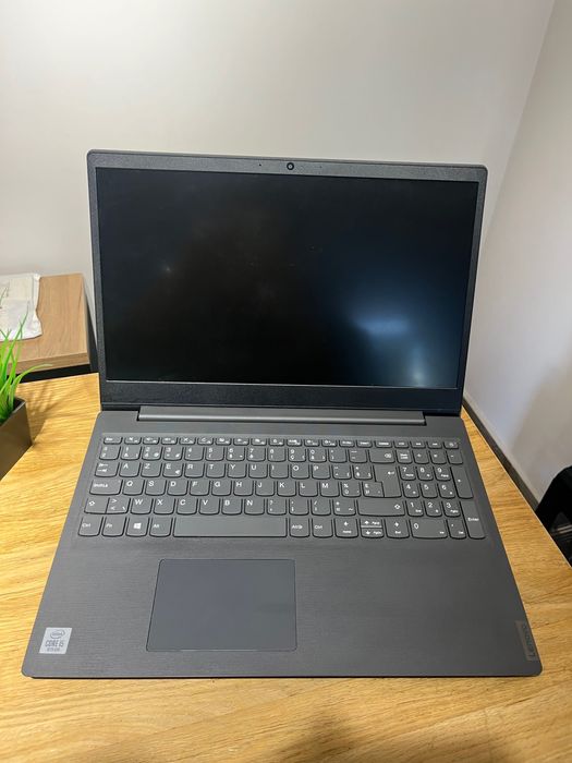 Laptop Lenovo V15 IIL i5-1035G1 8GB/256GB SSD Klasa A-