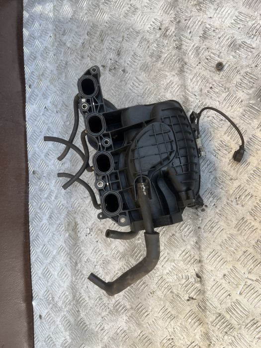 Впускной коллектор 1.6 Киа рио 12 год kia rio 3