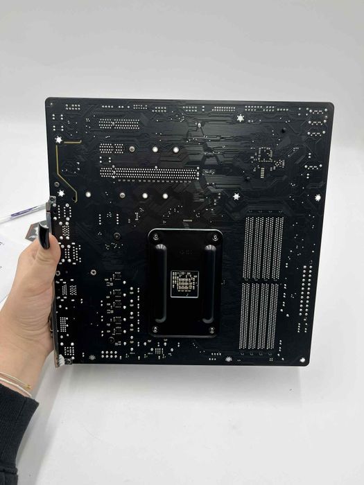 Płyta główna Gigabyte B550M AORUS ELITE – stan bardzo dobry