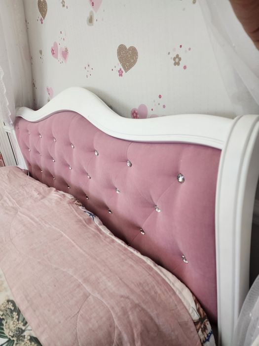 Вишукані меблі для дитячої чи спальні — дуб, ясен, білий - зі знижкою