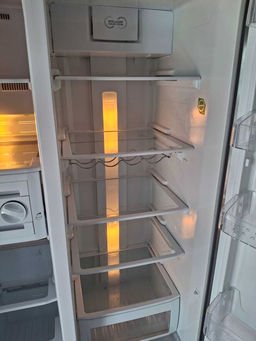 Maquina de lavar e Frigorífico de inox