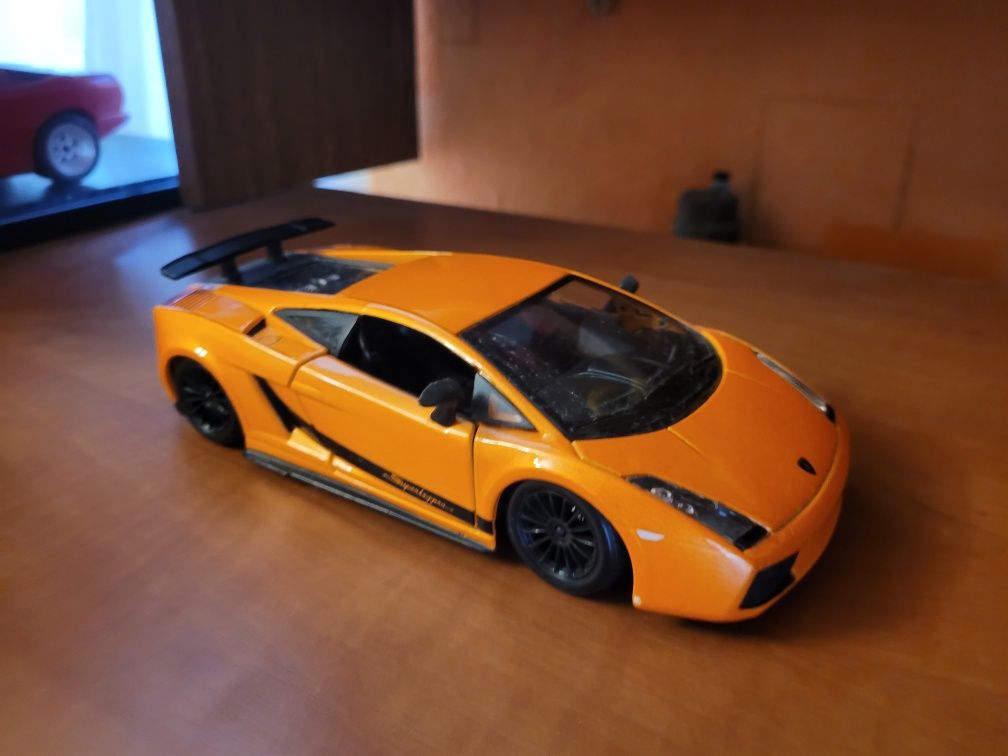 Model Lamborghini Gallardo Supperlagera, 1/24, Bburago