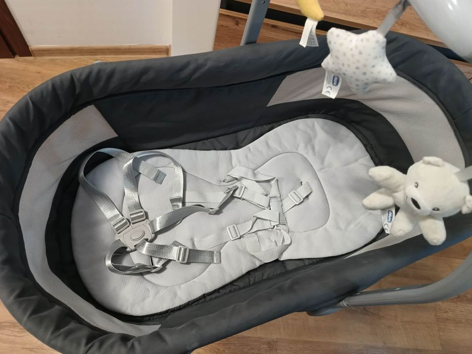 Chicco baby hug + materac + przewijak