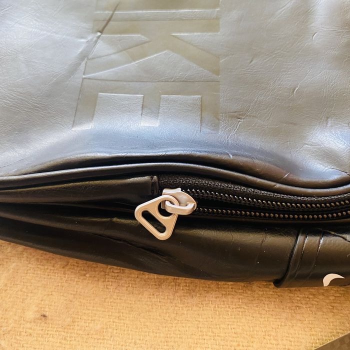 Продам чорну сумку Nike чоловічу нову