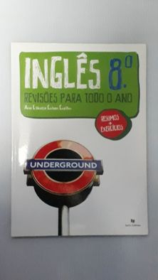 Dois livros de resumos e exercícios de Inglês e História, para o 8ºano