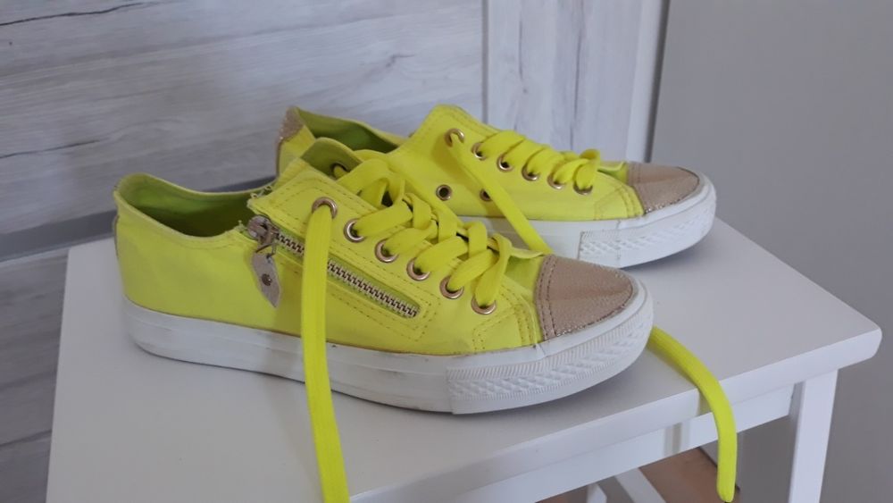 Buty damskie trampki kolor cytrynowy