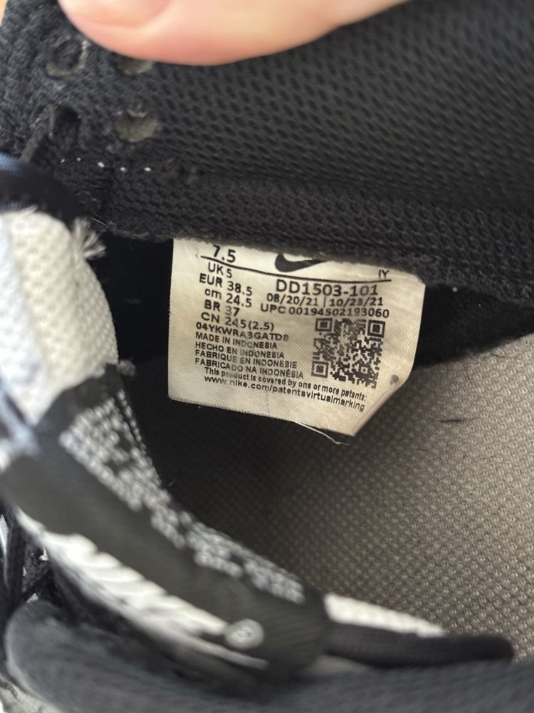 Продам NIKE dunk low