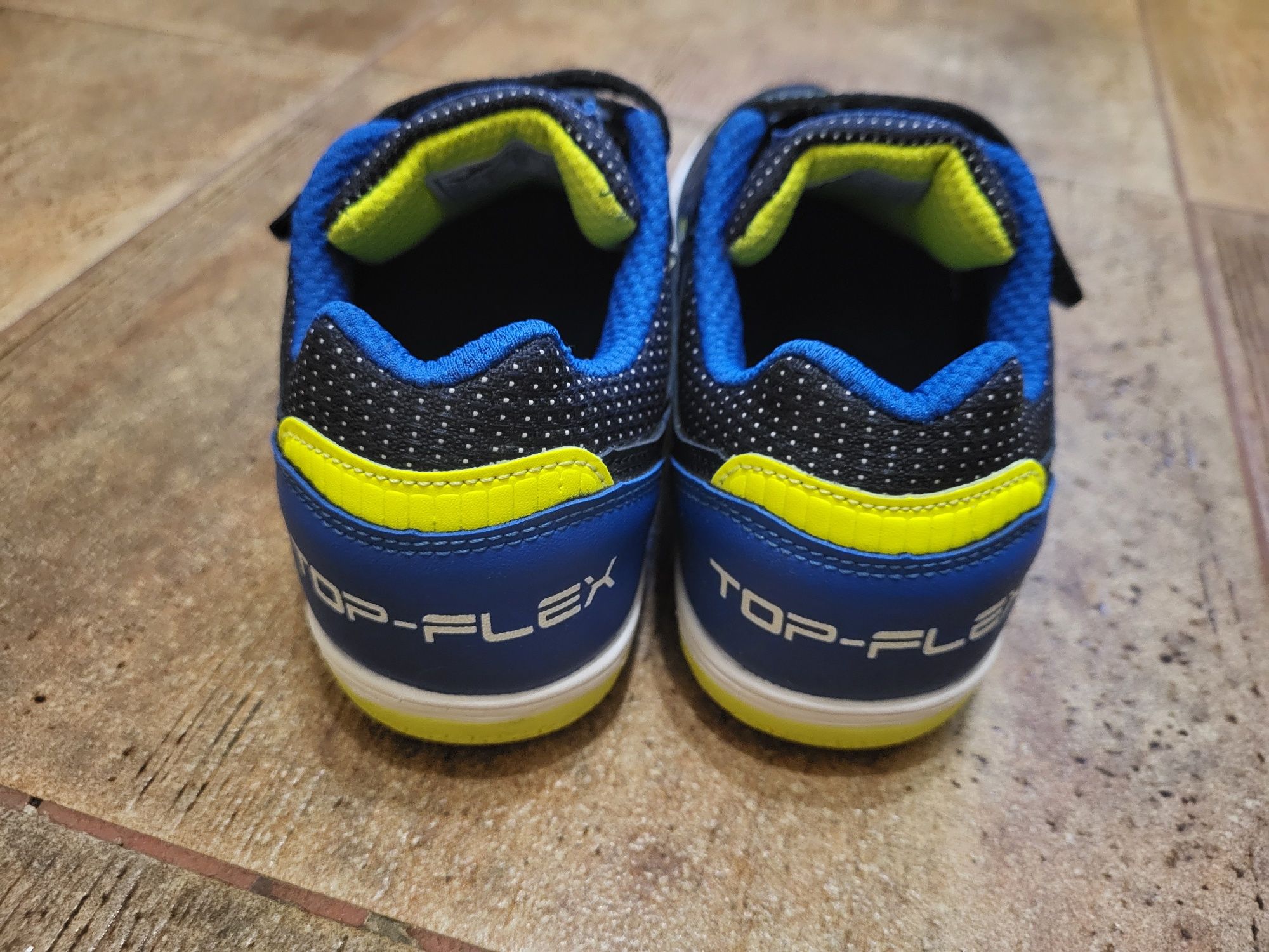 Продам футзалки Joma top flex