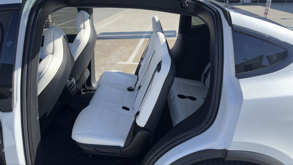 Tesla Model X! 100Kw Long Range Dual Motor!