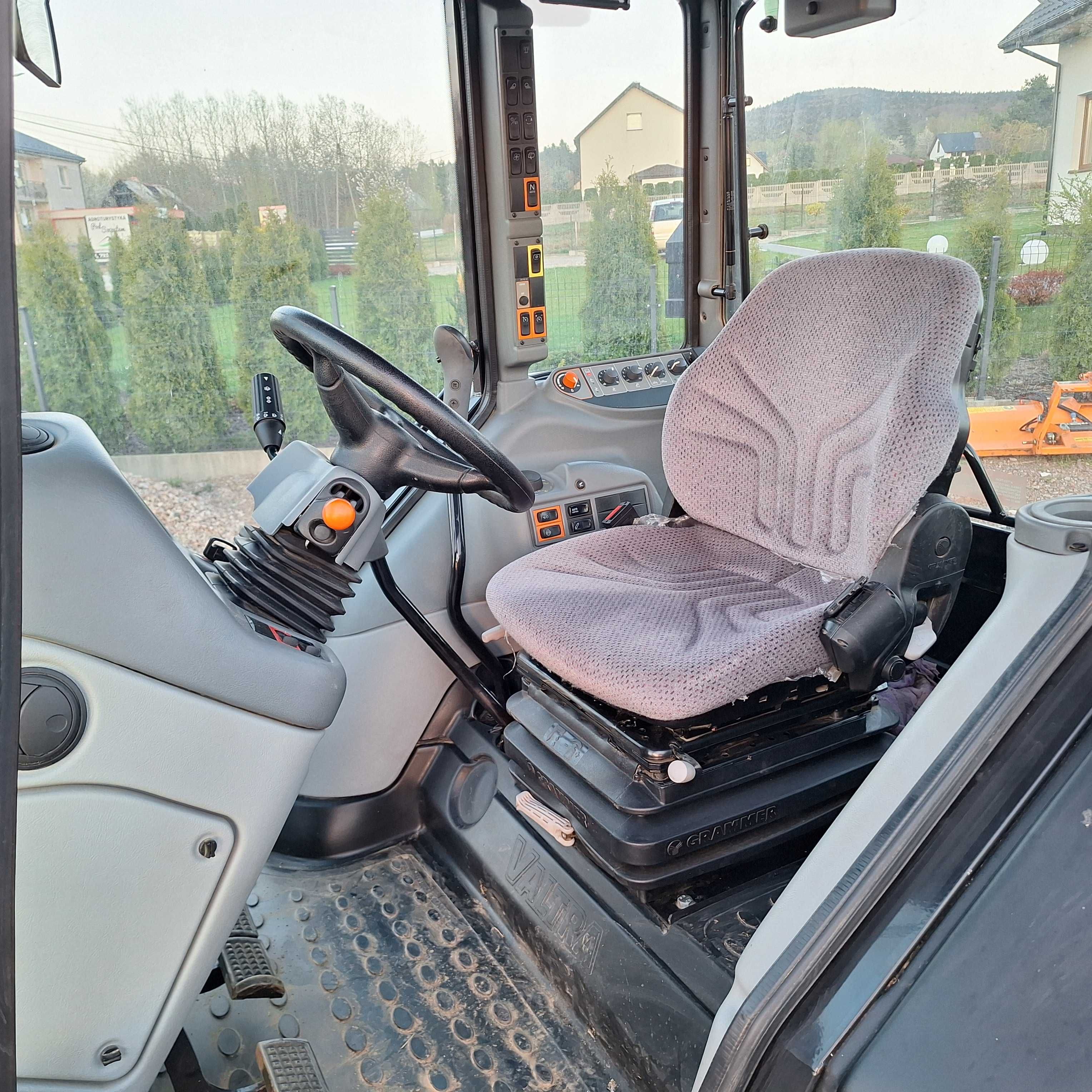 Valtra A83 313MTG 2014ROK SALON POLSKA A93
