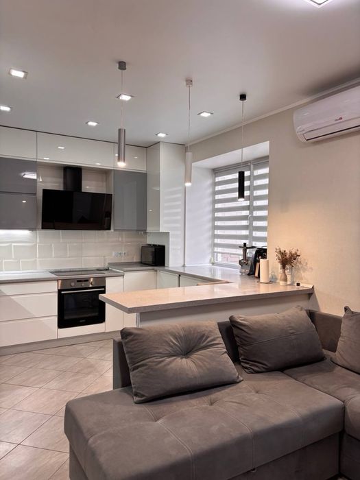 Світла велика 3к в новобудові з теплою підлогою! 41096