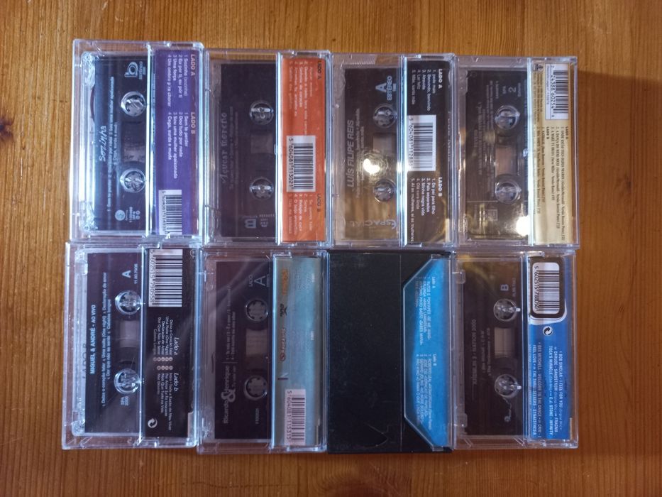 Cassetes música portuguesa e brasileira