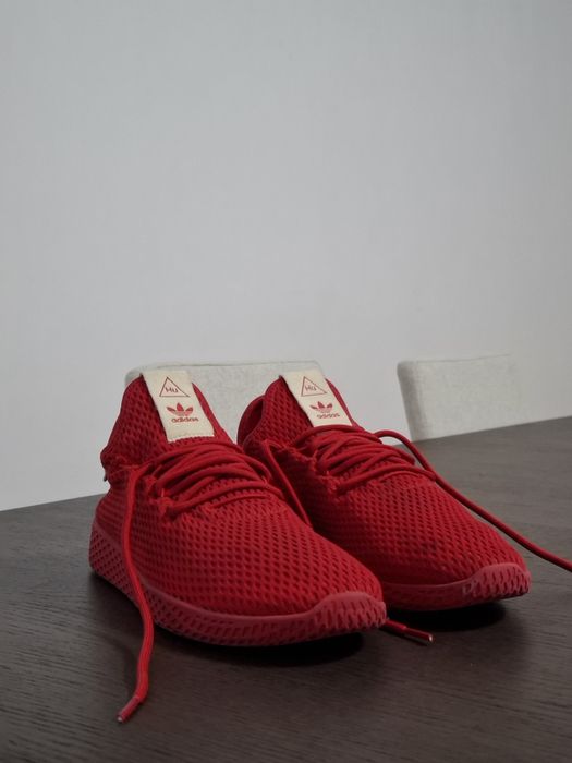 Adidas Pharrell Williams HU Scarlet Red 42