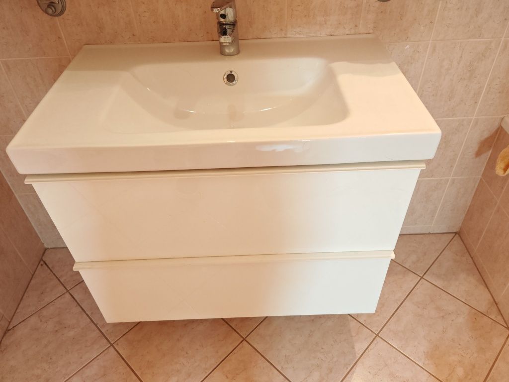 Szafka łazienkowa Ikea plus umywalka 82 cm