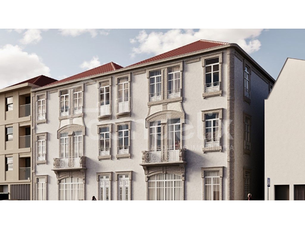 Apartamento T1+1 Dúplex em Construção - Próximo ao Hospital S. João