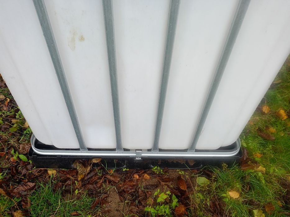Zbiornik mauzer 1000l czysty