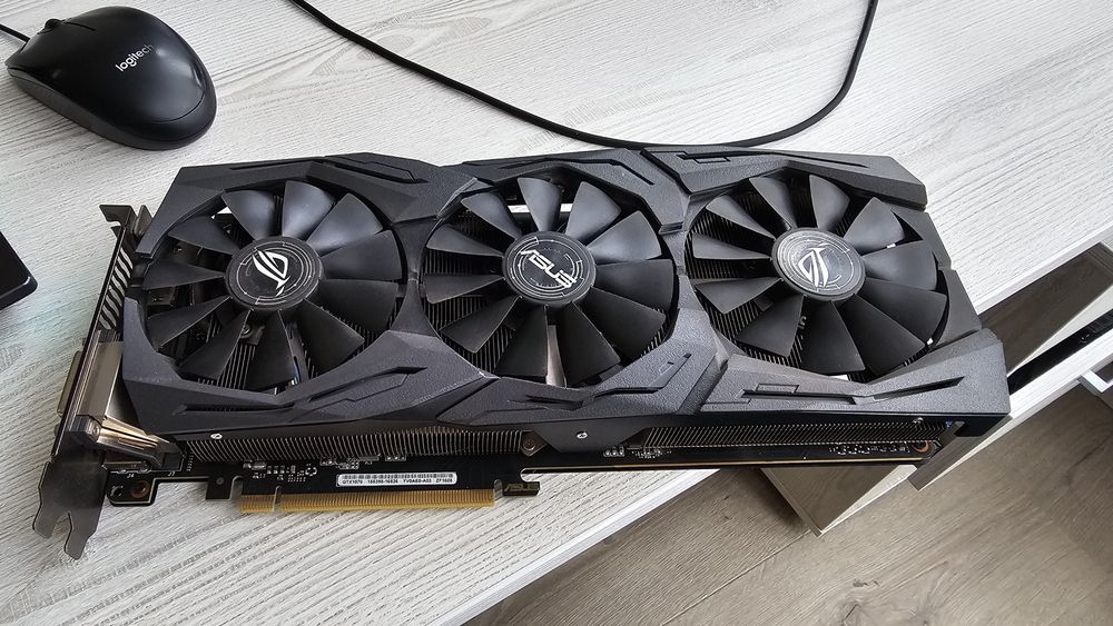 Asus GeForce 1070 GTX 8Gb