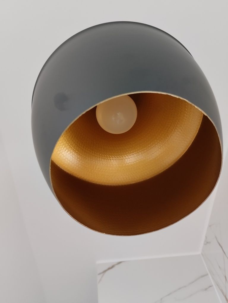 Lampy wiszące Kobi 5 szt białych i 1 czarna