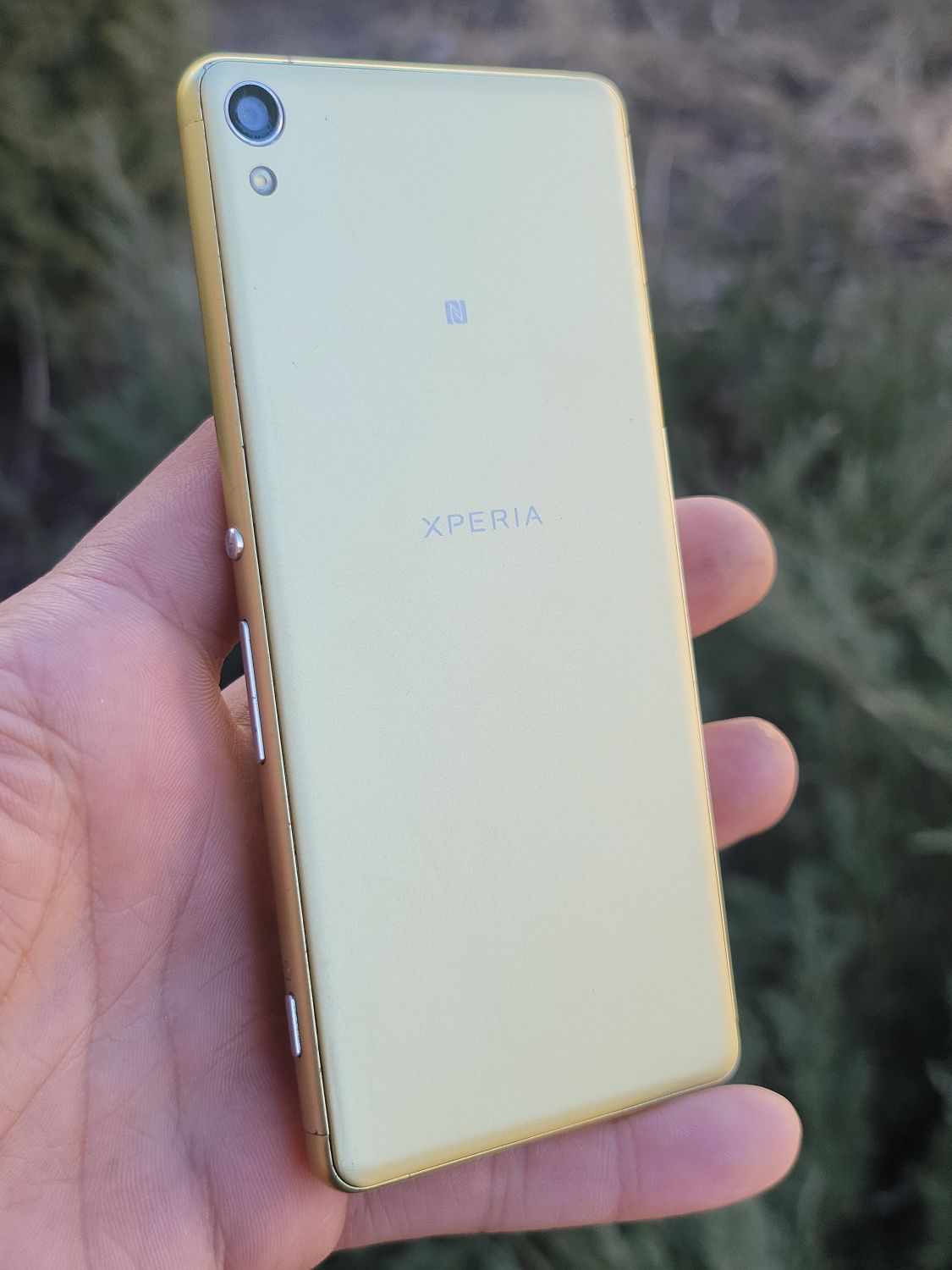 Sony Xperia XA Dual Sim Lime Gold F3112  NFC