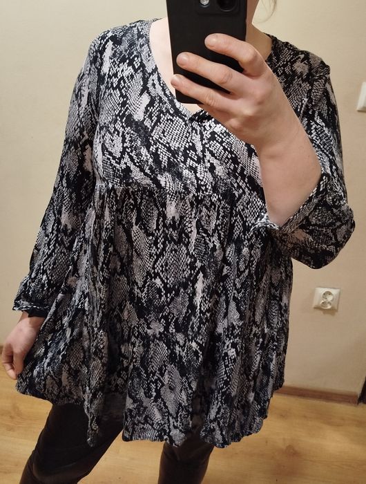 Wygodna luźna tunika rozmiar 44/46