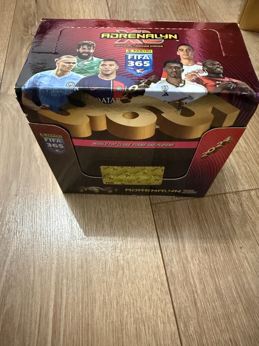fifa 365 panini 2024 box