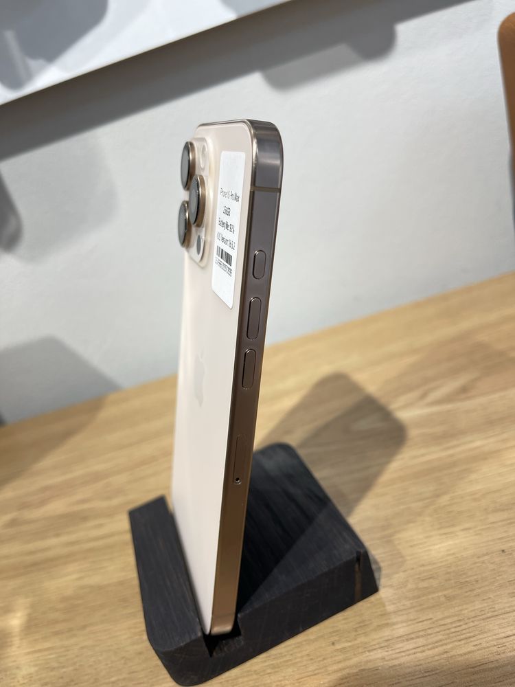 iPhone 16 Pro Max 256GB Desert Titanium