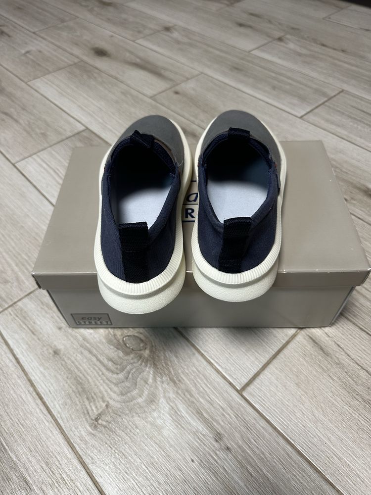 Easy Street meskie buty roz. 41 niesznurowane
