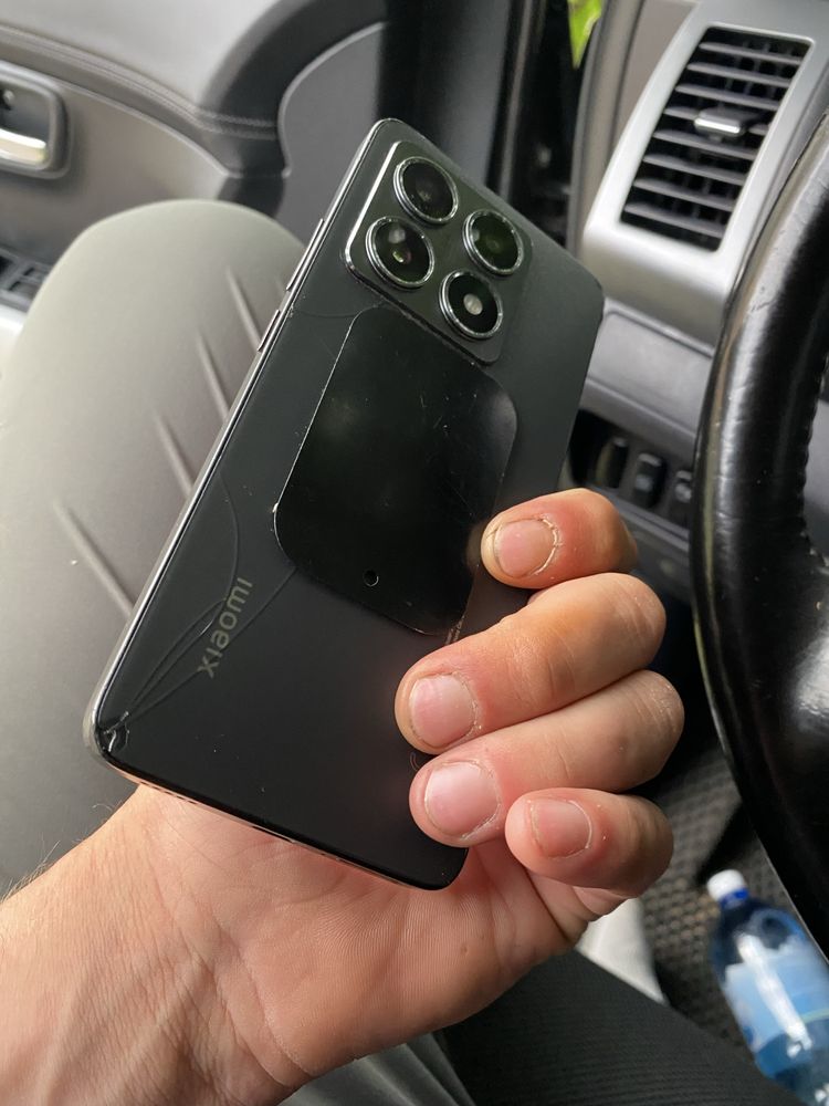 Xiaomi 14t 256 битий екран