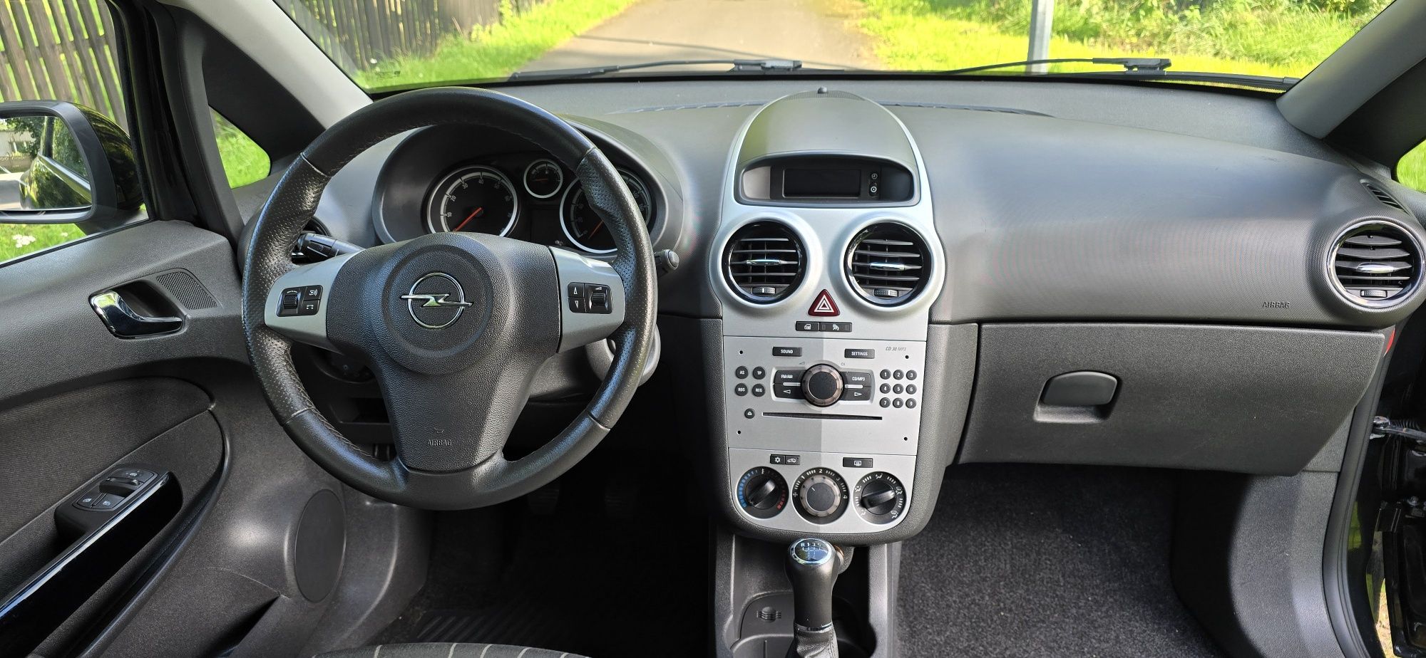 Opel Corsa 1.4 Benzyna Klima Alufelgi 2009r. z Niemiec