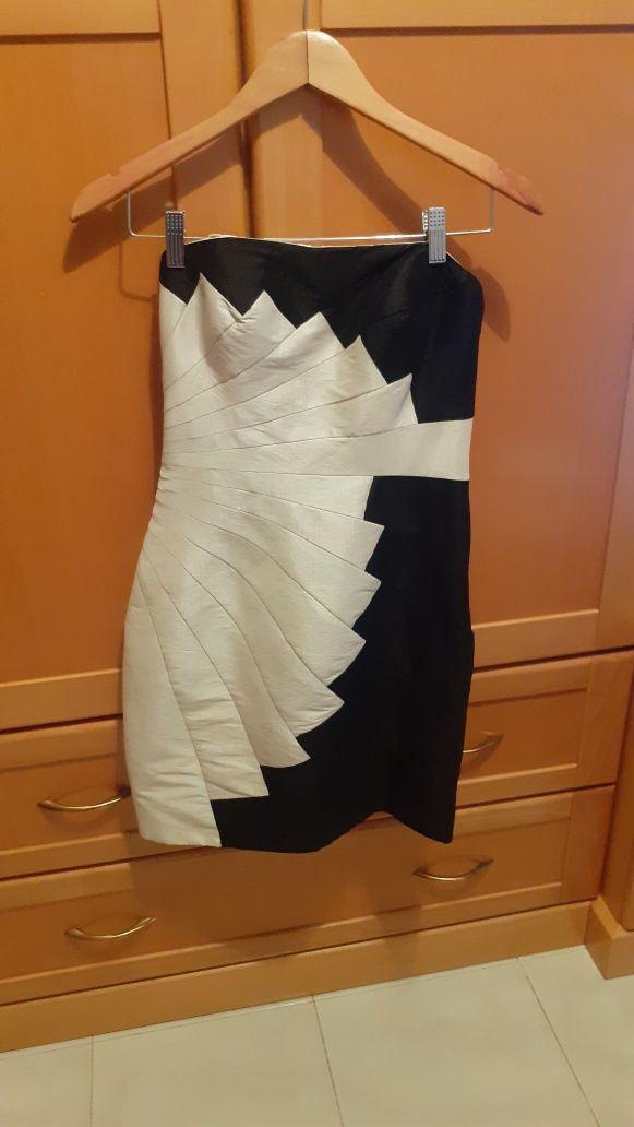 Vestido de Cerimónia preto e branco C/ jaqueta ( C/ Novo )