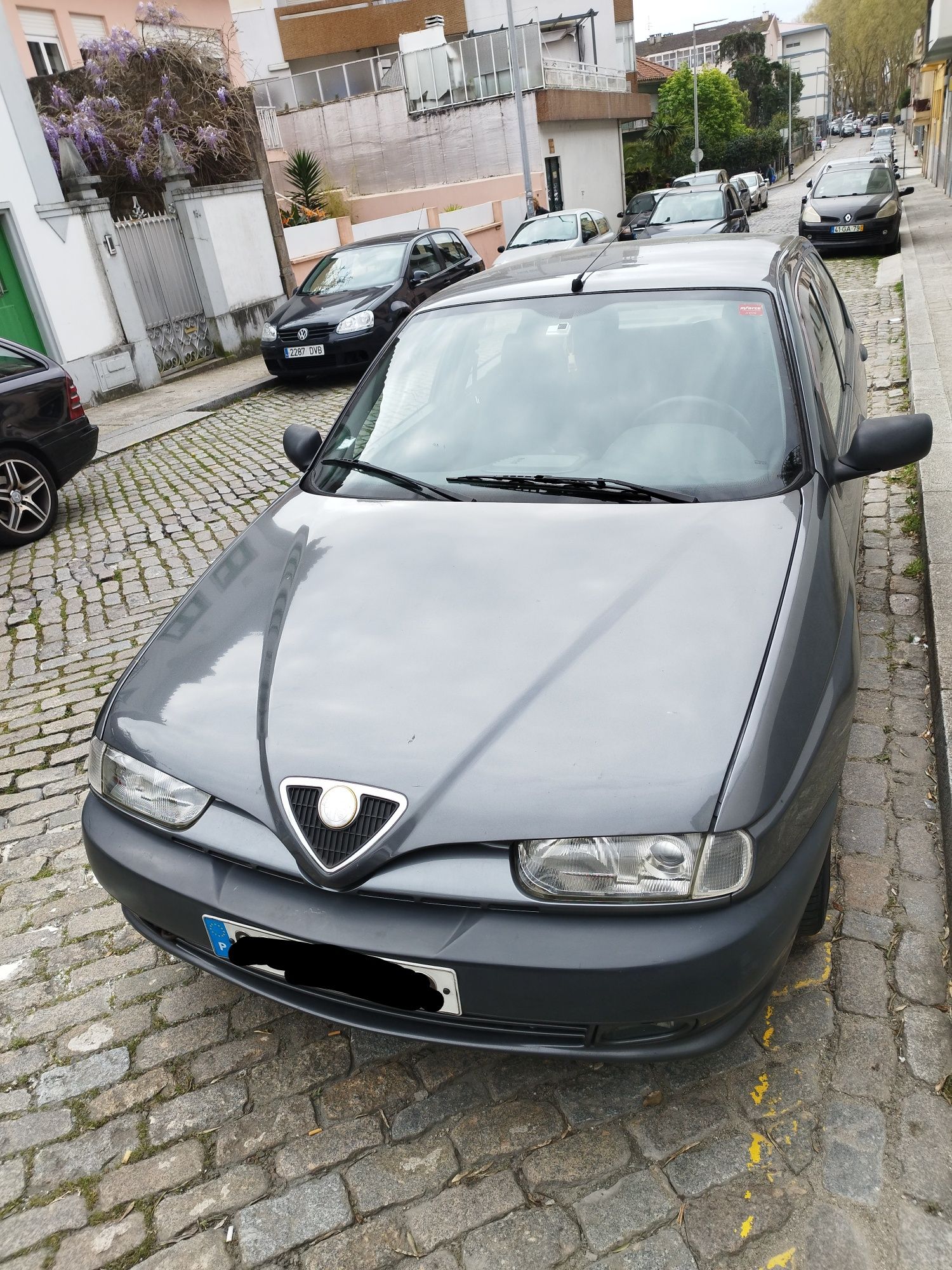 Alfaromeo 146 ótima mecanica