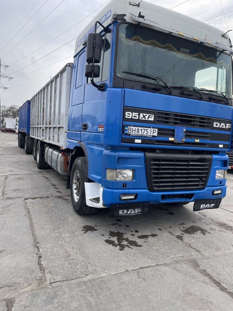 DAF xf95af на полном боевом ходу, зерновоз вполностью обслужен!