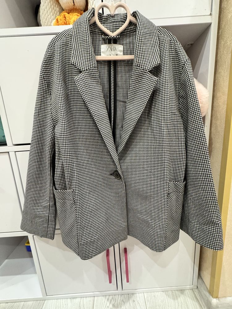 Піджак, жакет Zara для дівчинки 140 см