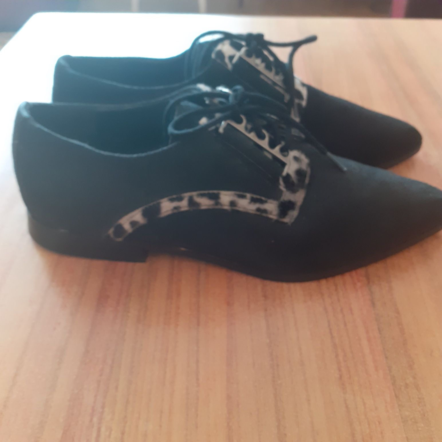 Продаю туфли женские осенние,размер 38