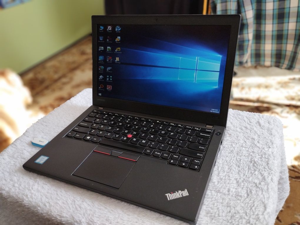 Ноутбук Lenovo ThinkPad X260 i5-6300u/8Gb DDR4/500Gb HDD