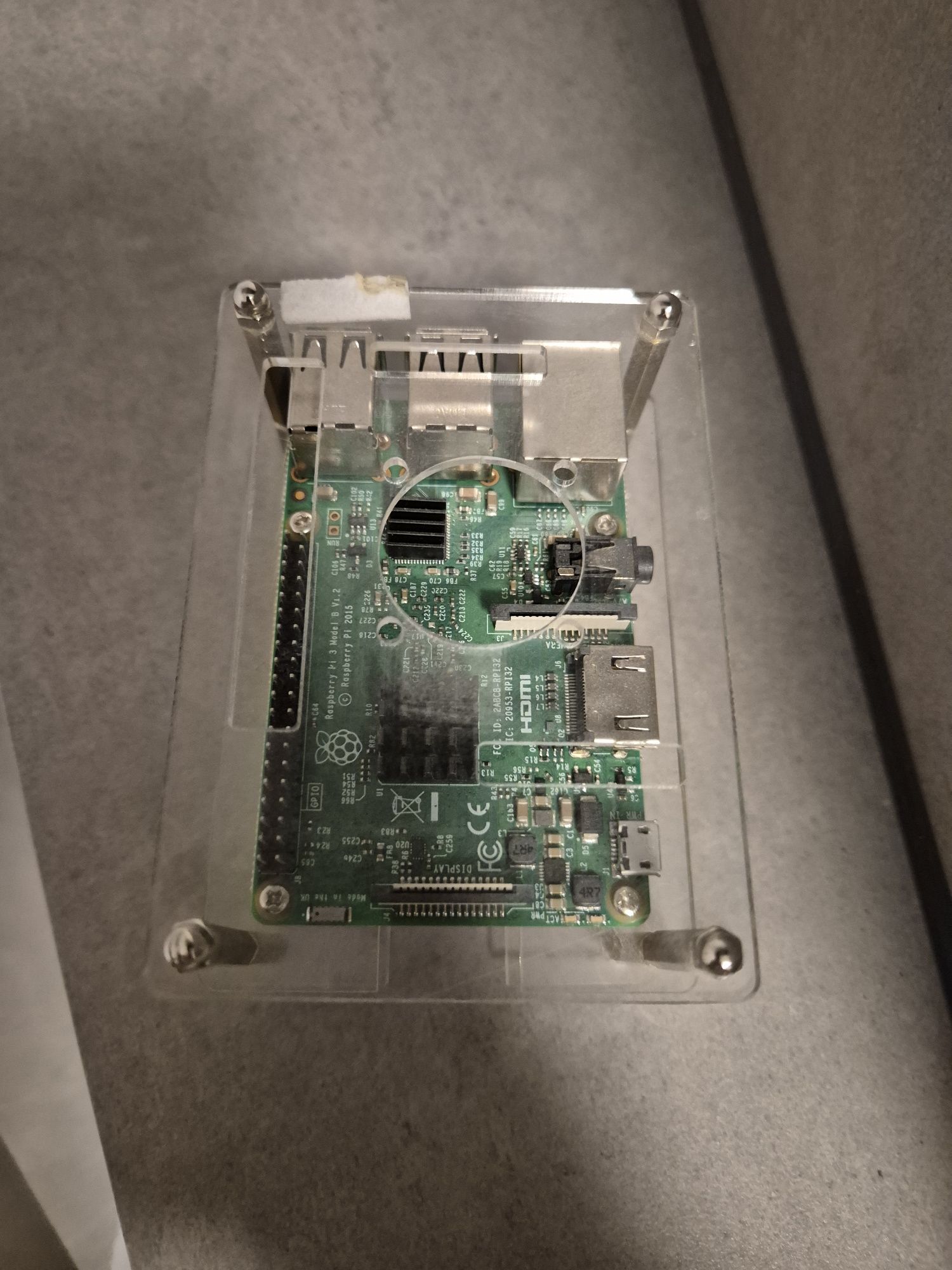 Raspberry Pi 3B model B + obudowa i radiatory plexi
