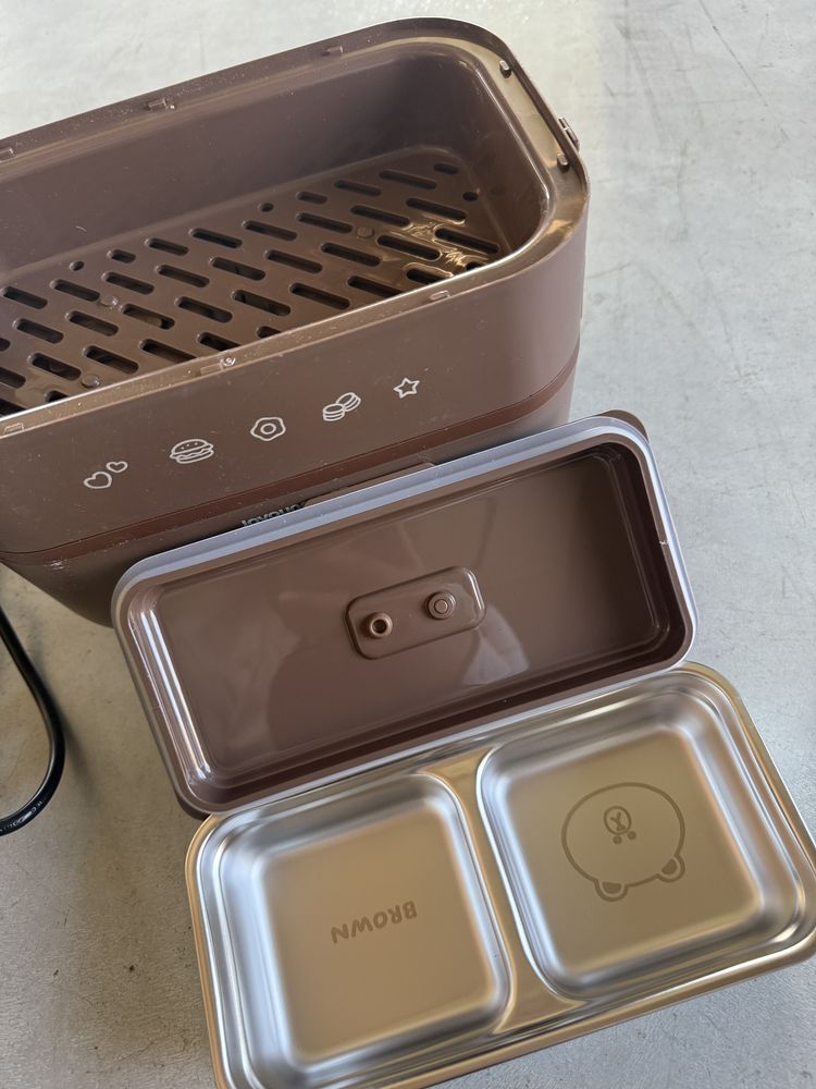 Podgrzewany luchbox