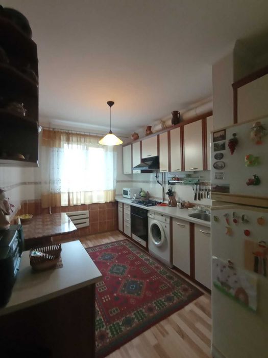 Продається 3-х кімнатна квартра на Леваді