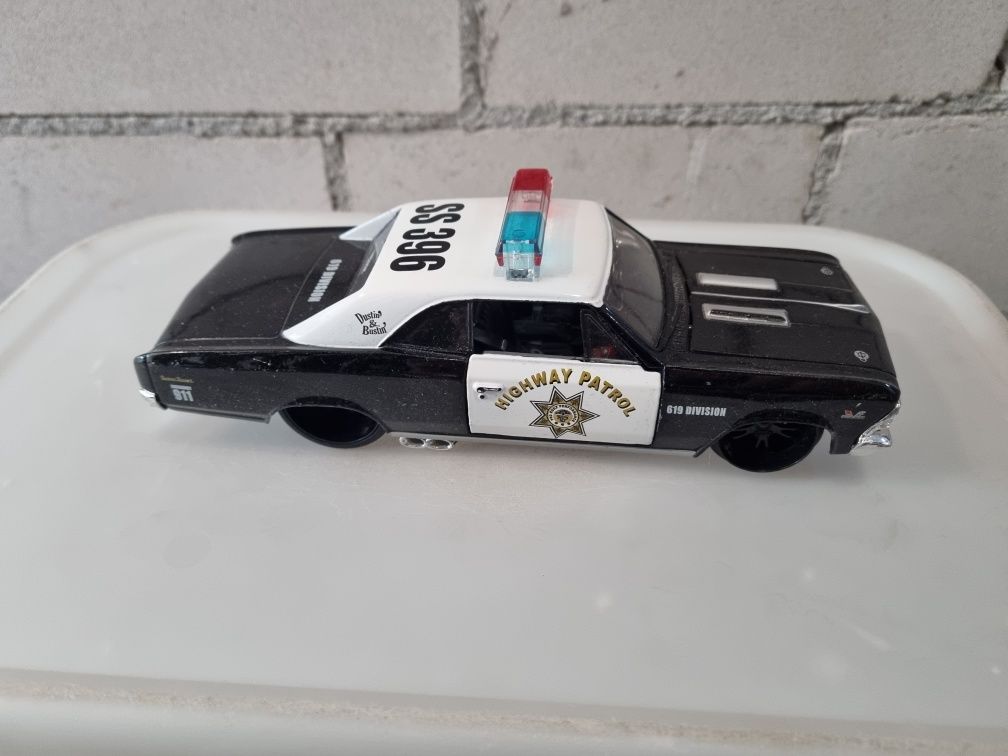 Kolekcjonerski model samochodu w skali1:24.Chevy Chevelle SS396 Police