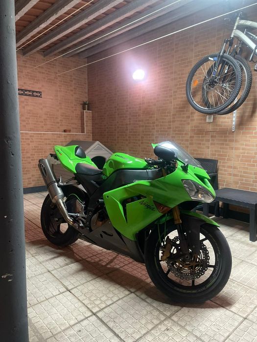 Ninja Kawasaki Zx-10R