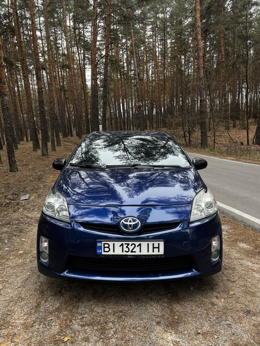 Toyota prius 1.8 гібрид